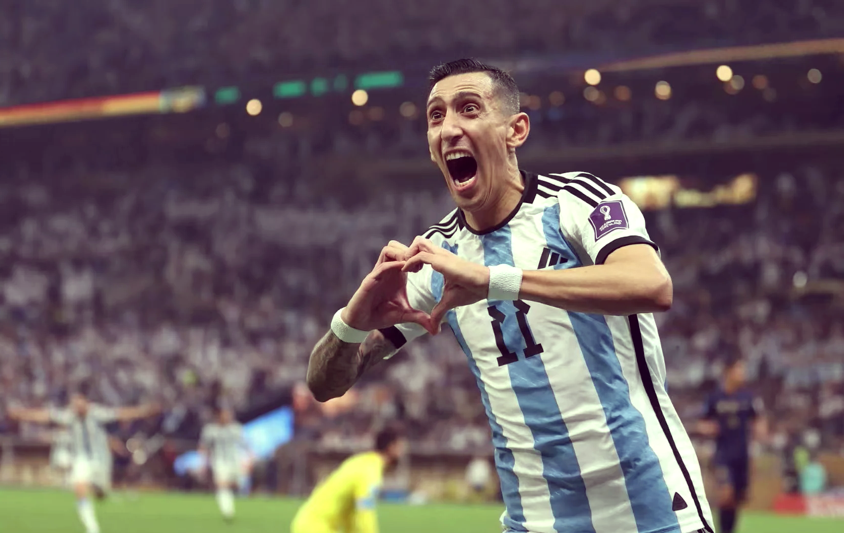 爱游戏APP-梅西重返赛场,大比分获胜首场状态出色,德国队观众沸腾!赢得满堂喝彩-爱游戏APP