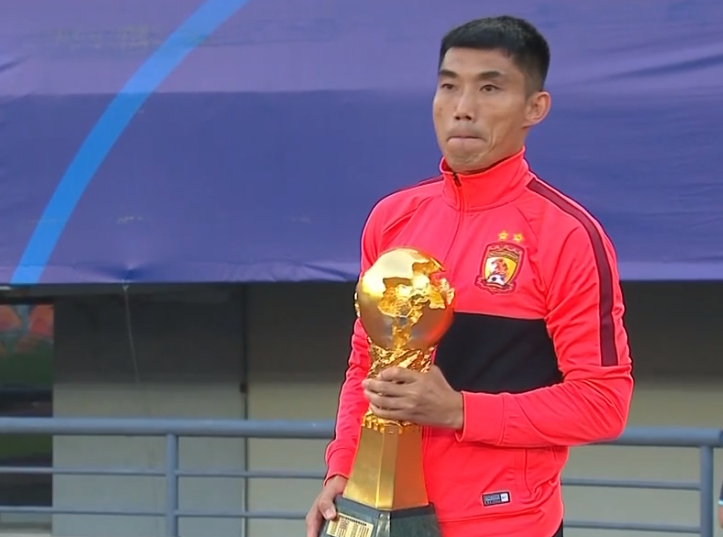 金州勇士发布备战花絮,集结日伤情更新,中超任务艰巨,纪律约束更严格 金州勇士发布备战花絮,集结日伤情更新,中超任务艰巨,纪律约束更严格